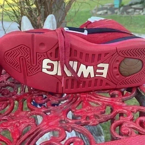 Patrick Ewing red suede high tops. Men’s size 9.5. - Picture 5 of 11